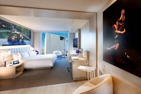 Hall Arts Hotel