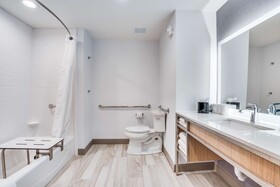 Hilton Garden Inn Dallas Central Expy North Park Area