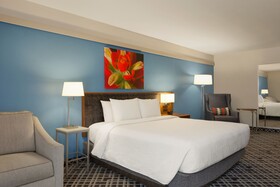 Hilton Garden Inn Dallas Market Center