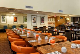 Hilton Garden Inn Dallas Market Center