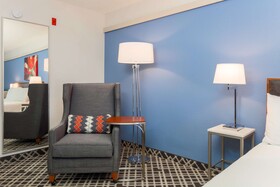 Hilton Garden Inn Dallas Market Center