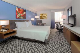 Hilton Garden Inn Dallas Market Center