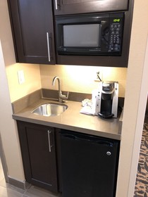 Holiday Inn Express Hotel & Suites North Dallas At Preston