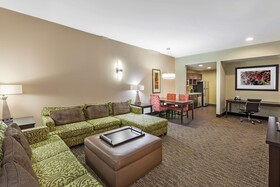 Homewood Suites by Hilton Dallas Downtown