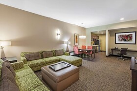 Homewood Suites by Hilton Dallas Downtown