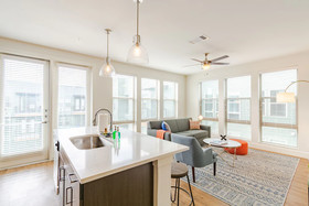 Kasa Dallas North Apartments