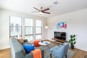 Kasa Dallas North Apartments