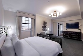Le Méridien Dallas, The Stoneleigh