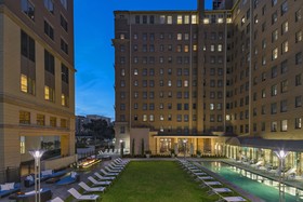 Le Méridien Dallas, The Stoneleigh