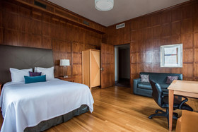 Magnolia Hotel Dallas Downtown
