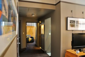 Magnolia Hotel Dallas Downtown