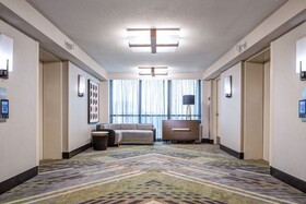 Marriott Dallas Addison Quorum Galleria