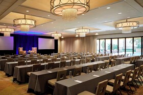 Marriott Dallas Addison Quorum Galleria