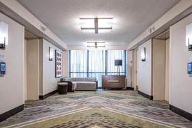 Marriott Dallas Addison Quorum Galleria