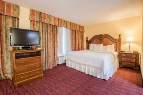 MCM Eleganté Hotel & Suites