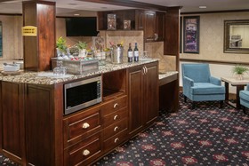 MCM Eleganté Hotel & Suites