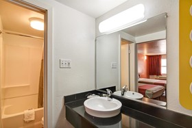 Motel 6 Dallas Galleria