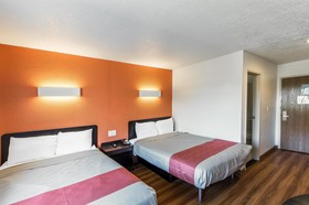 Motel 6 Dallas South