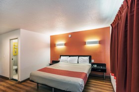 Motel 6 Dallas South