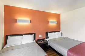 Motel 6 Dallas South