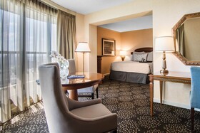 Omni Las Colinas Hotel