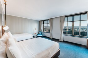 Renaissance Saint Elm Dallas Downtown Hotel