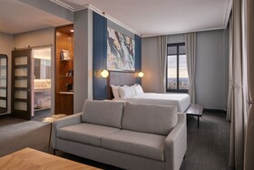 Renaissance Saint Elm Dallas Downtown Hotel