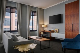 Renaissance Saint Elm Dallas Downtown Hotel