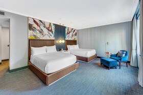 Renaissance Saint Elm Dallas Downtown Hotel