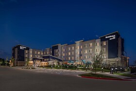 Residence Inn Dallas at The Canyon