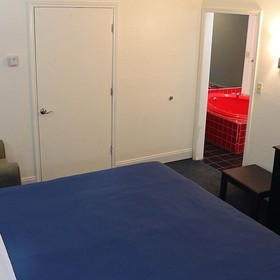 Royal Inn Dallas Nw