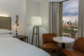 Sheraton Suites Market Center Dallas