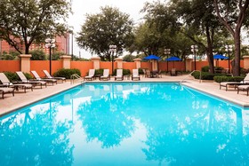 Sheraton Suites Market Center Dallas