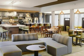 Sonesta Select Dallas Central Expressway