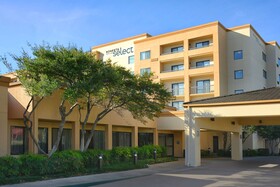 Sonesta Select Dallas Central Expressway