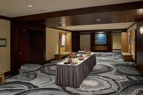 The Highland Dallas, Curio Collection by Hilton