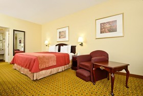 Best Western Dayton Inn & Suites