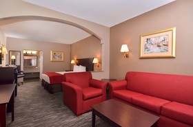 Best Western Dayton Inn & Suites