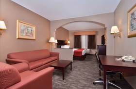 Best Western Dayton Inn & Suites