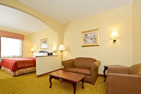 Best Western Dayton Inn & Suites