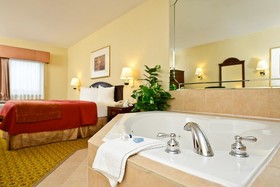 Best Western Dayton Inn & Suites