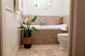Courthouse Suites