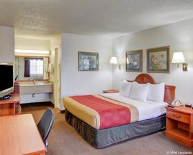 Super 8 by Wyndham Decatur Texas