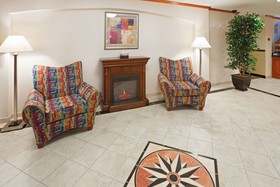 Holiday Inn Express & Suites Decatur