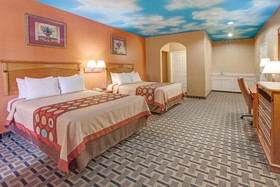 Sapphire Inn & Suites