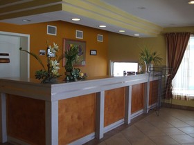 Econo Lodge Del Rio