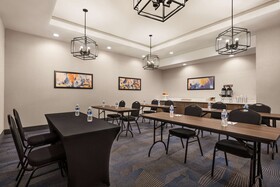 La Quinta Inn & Suites By Wyndham Del Rio