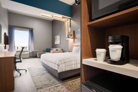 La Quinta Inn & Suites By Wyndham Del Rio