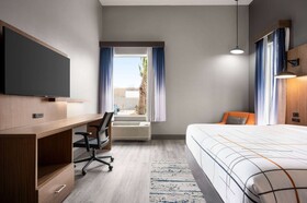 La Quinta Inn & Suites By Wyndham Del Rio