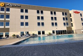 La Quinta Inn & Suites By Wyndham Del Rio
